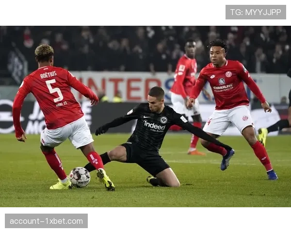 美因茨遭遇联赛三连败深陷降级区急需反弹保级希望