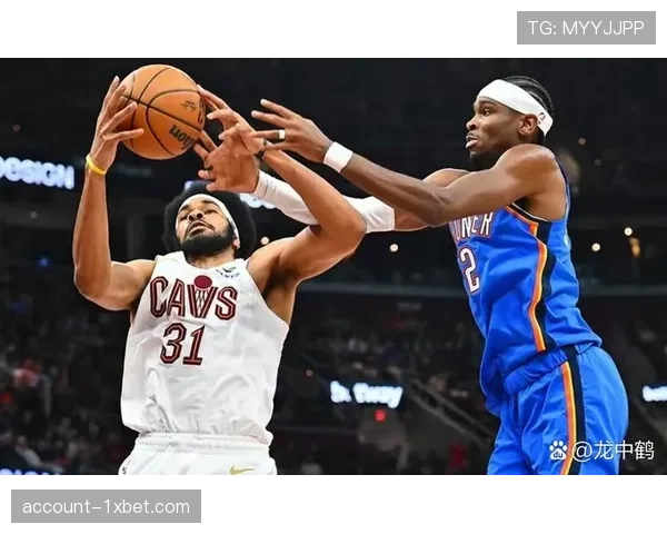 以赛亚乔22分5抢断 雷霆外线火力压制骑士反扑 以赛亚乔22分5抢断 雷霆外线火力压制骑士反扑